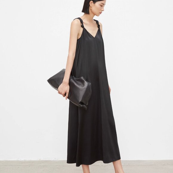 CHICJOC Minimalist Black Knotted-Strap Dress – Size 38 - Picture 2 of 13